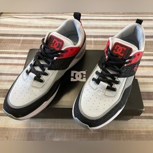 DC Shoes E.Tribeka Model ADYS700173 Mens Size 11